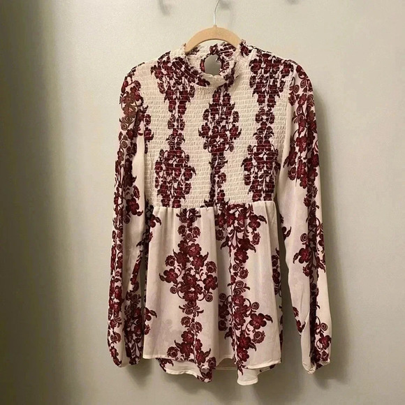 Xhilaration target white red floral smocked top tunic boho ruffle neck medium - Picture 1 of 12